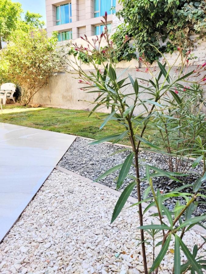 "Casa Amalia Apartamentos" Plaza Italia Y Av Aristides A 50Mts, Lugar Con Jardin Mendoza Eksteriør billede