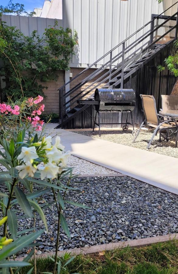 "Casa Amalia Apartamentos" Plaza Italia Y Av Aristides A 50Mts, Lugar Con Jardin Mendoza Eksteriør billede