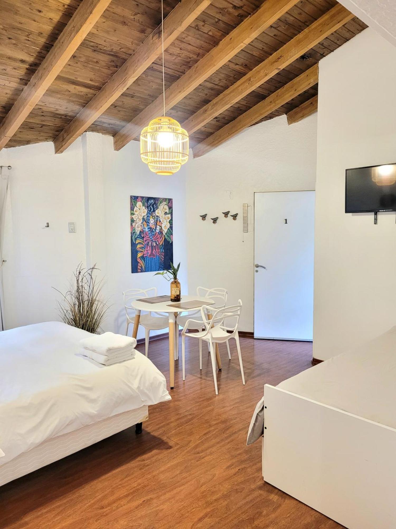 "Casa Amalia Apartamentos" Plaza Italia Y Av Aristides A 50Mts, Lugar Con Jardin Mendoza Eksteriør billede