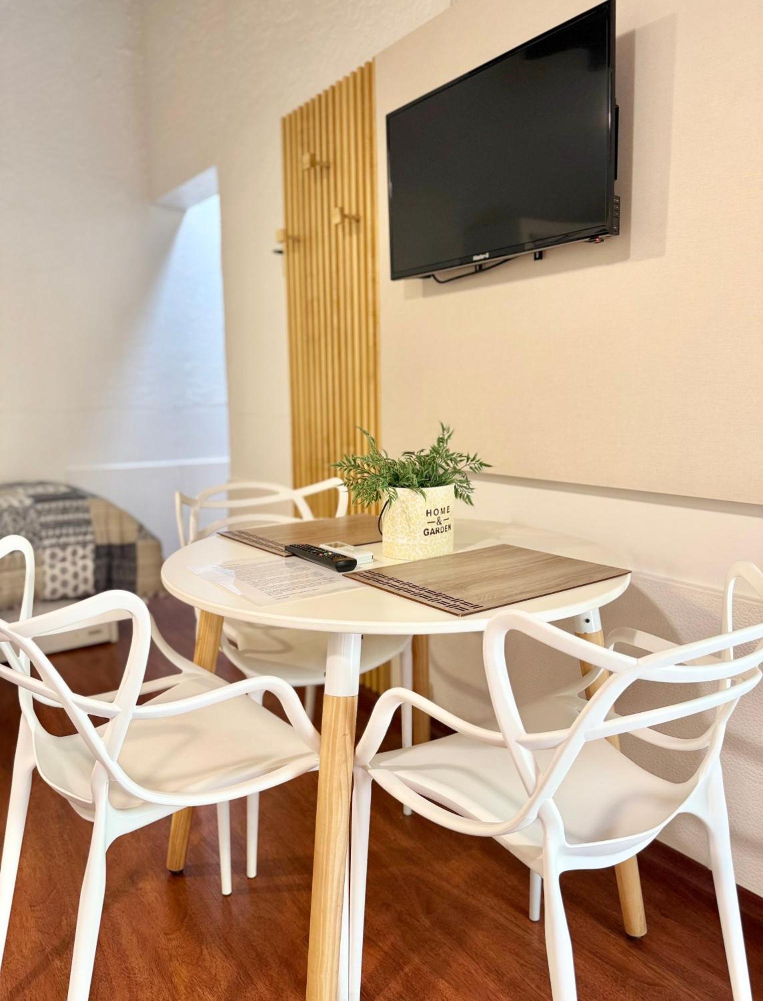 "Casa Amalia Apartamentos" Plaza Italia Y Av Aristides A 50Mts, Lugar Con Jardin Mendoza Eksteriør billede